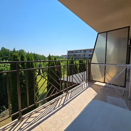 Orchid Garden Апартаменты